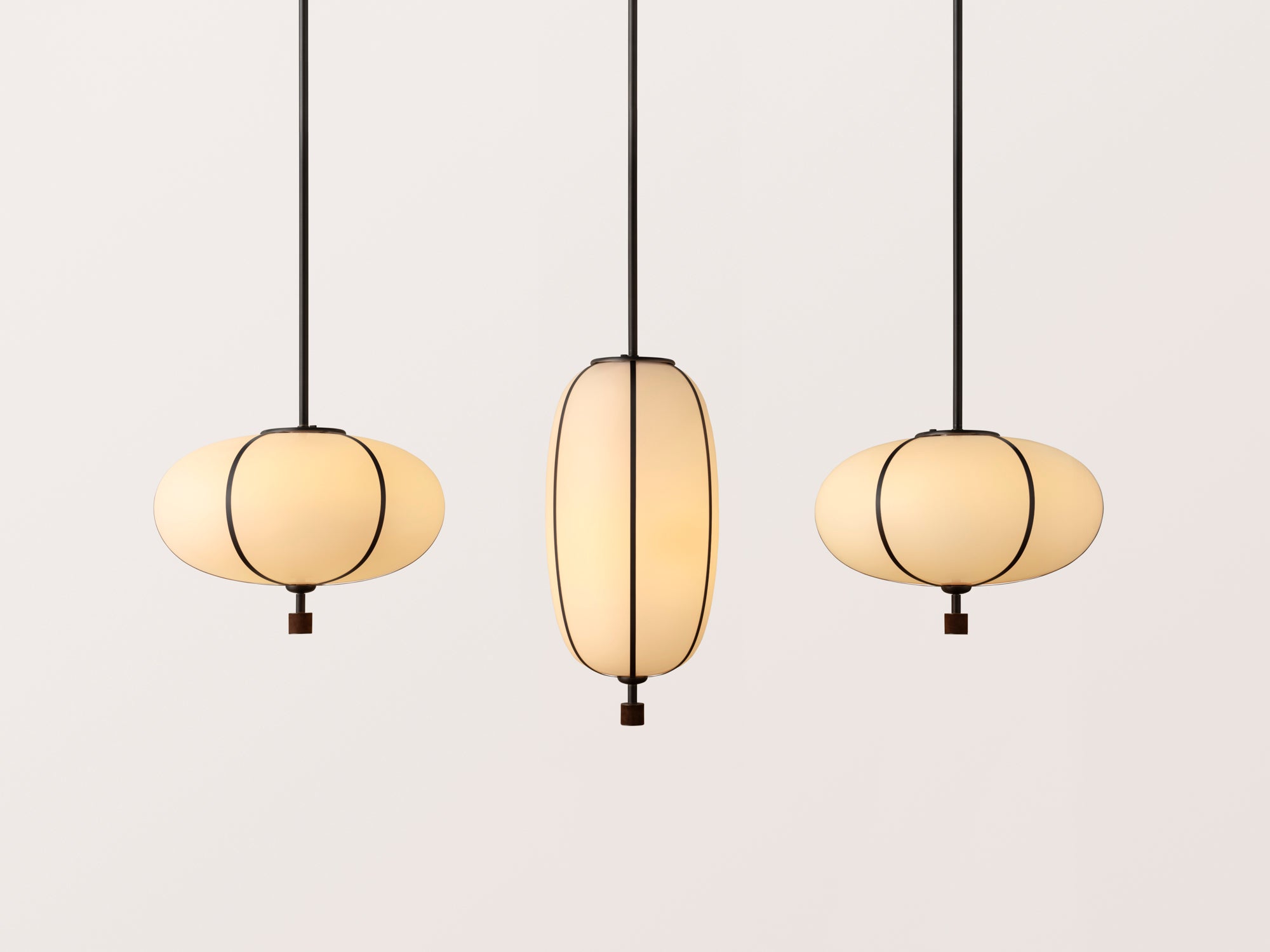 Rib Pendant – Capsule