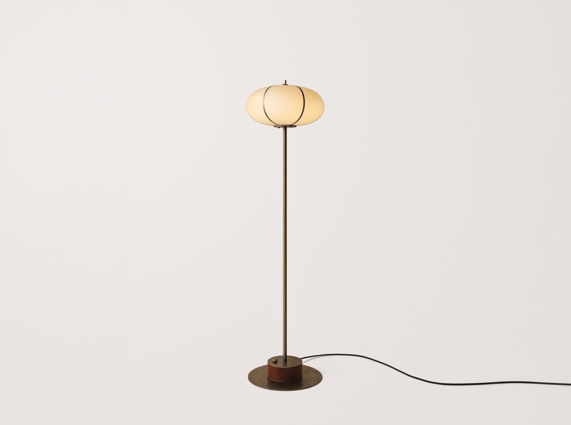 Rib Floor Lamp – Ellipse