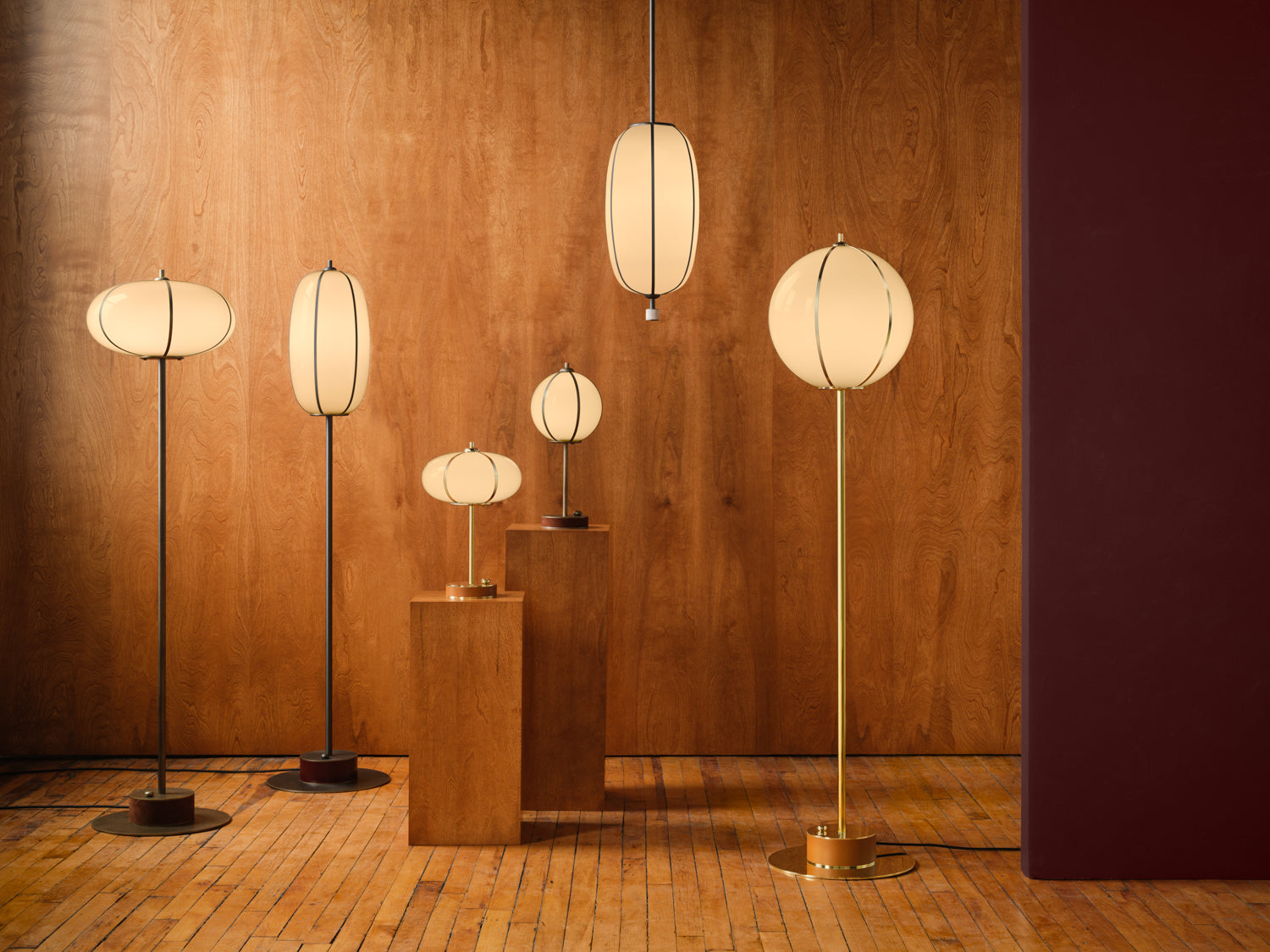 Rib Floor Lamp – Sphere