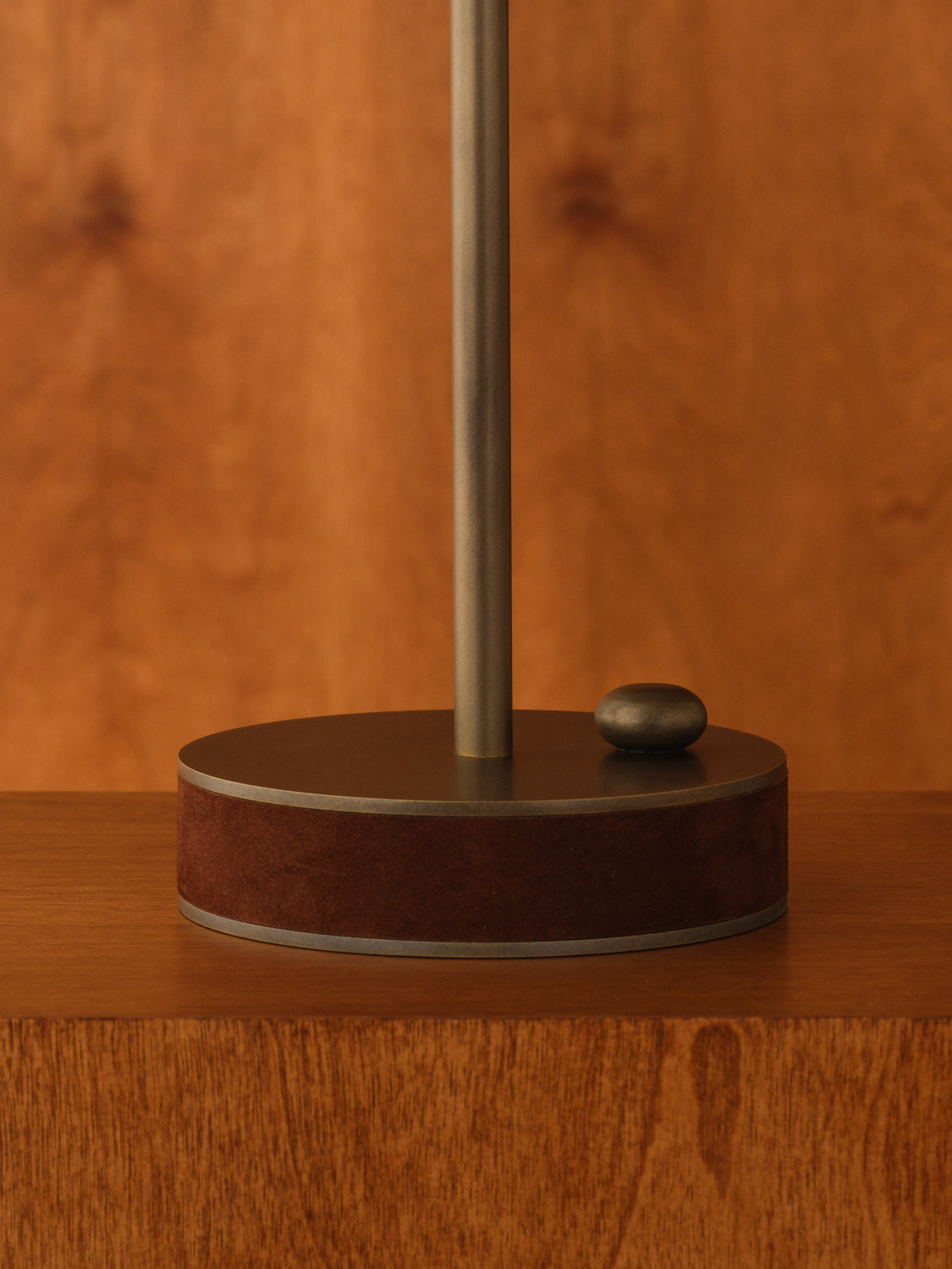 Rib Table Lamp – Ellipse