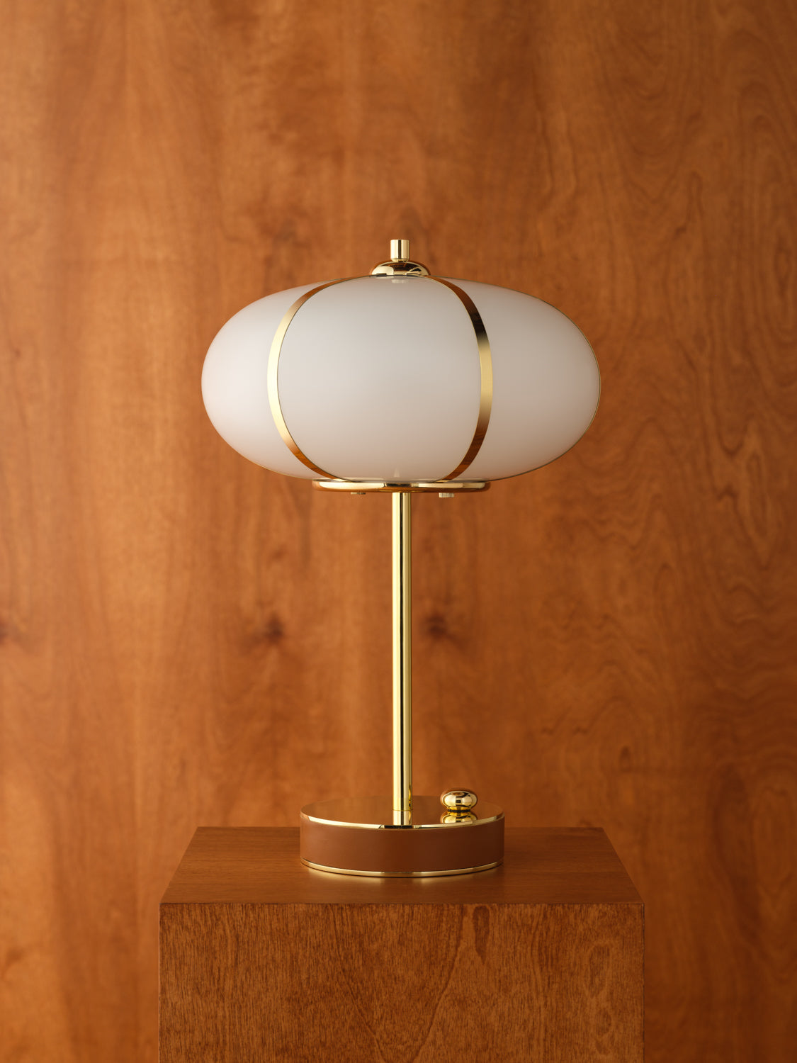 Rib Table Lamp – Ellipse
