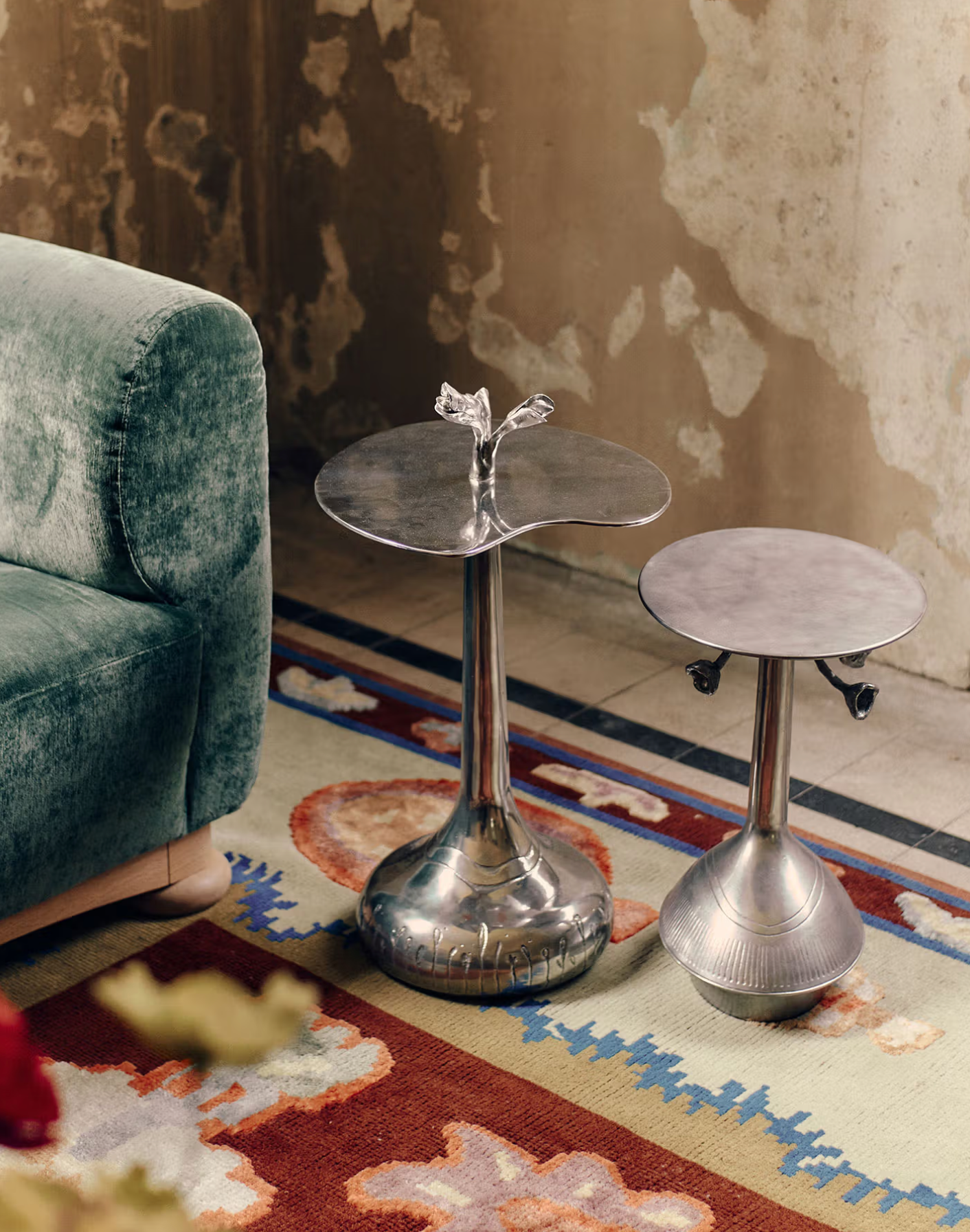 Ivo Armchair