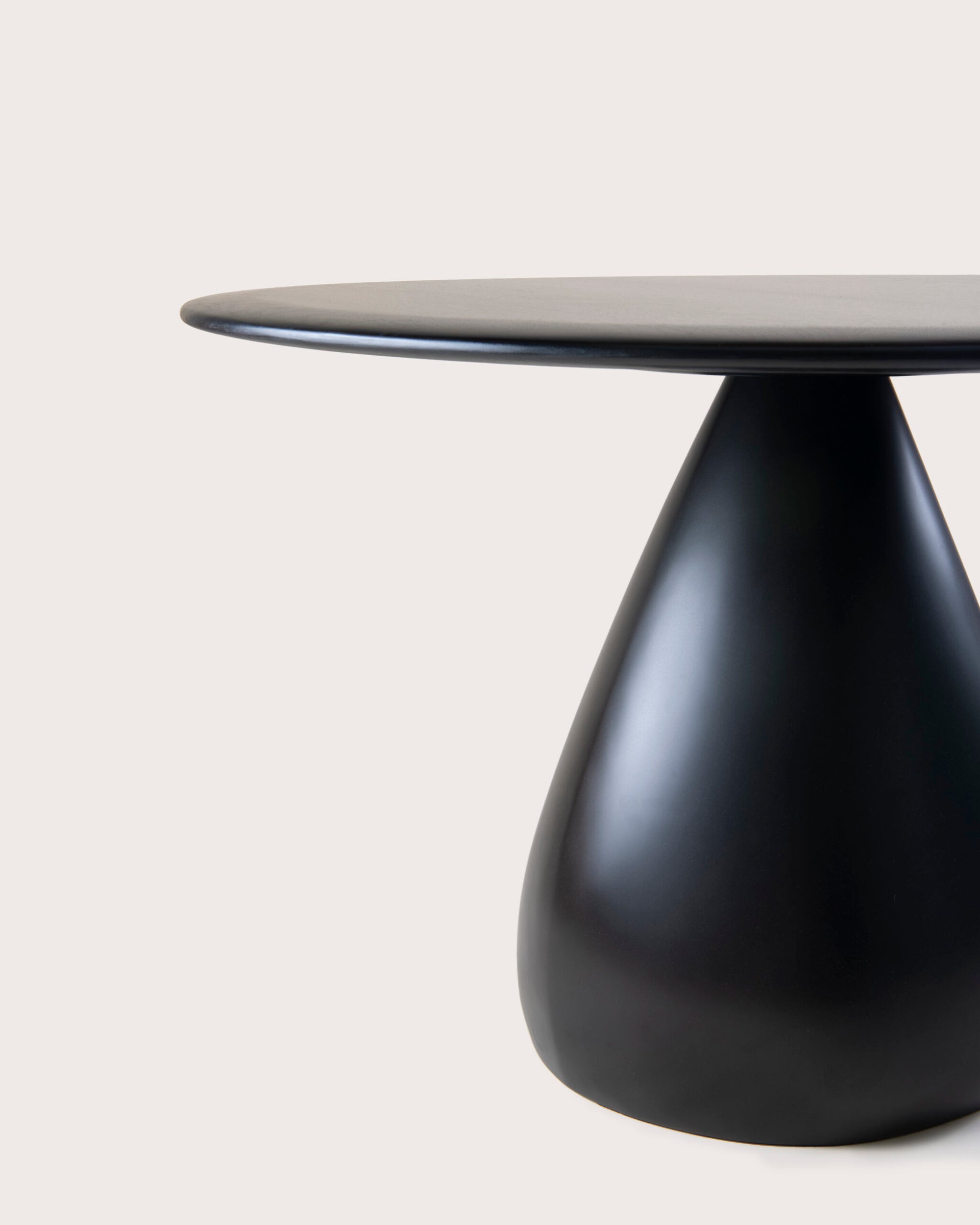Sonya Table