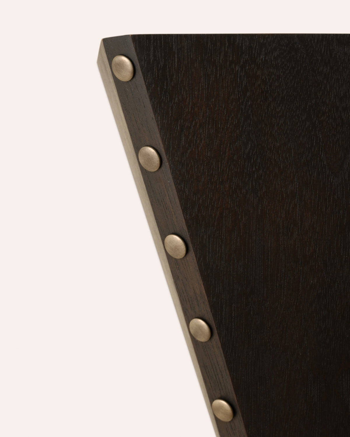 Stud Sconce – Pyramid 1 Large