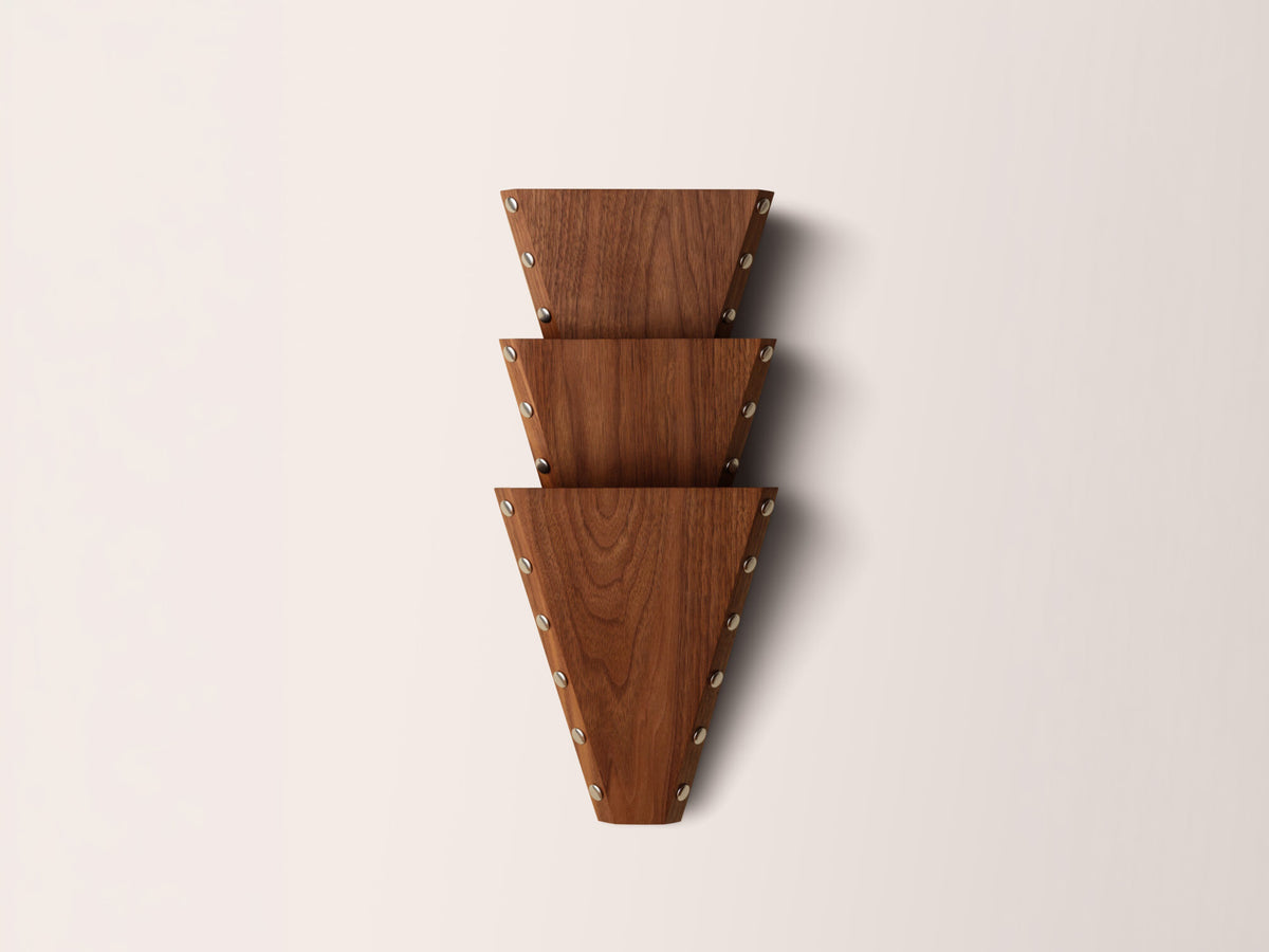 Stud Sconce – Pyramid 3