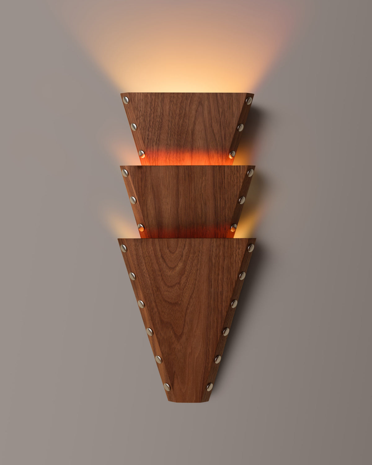 Stud Sconce – Pyramid 3