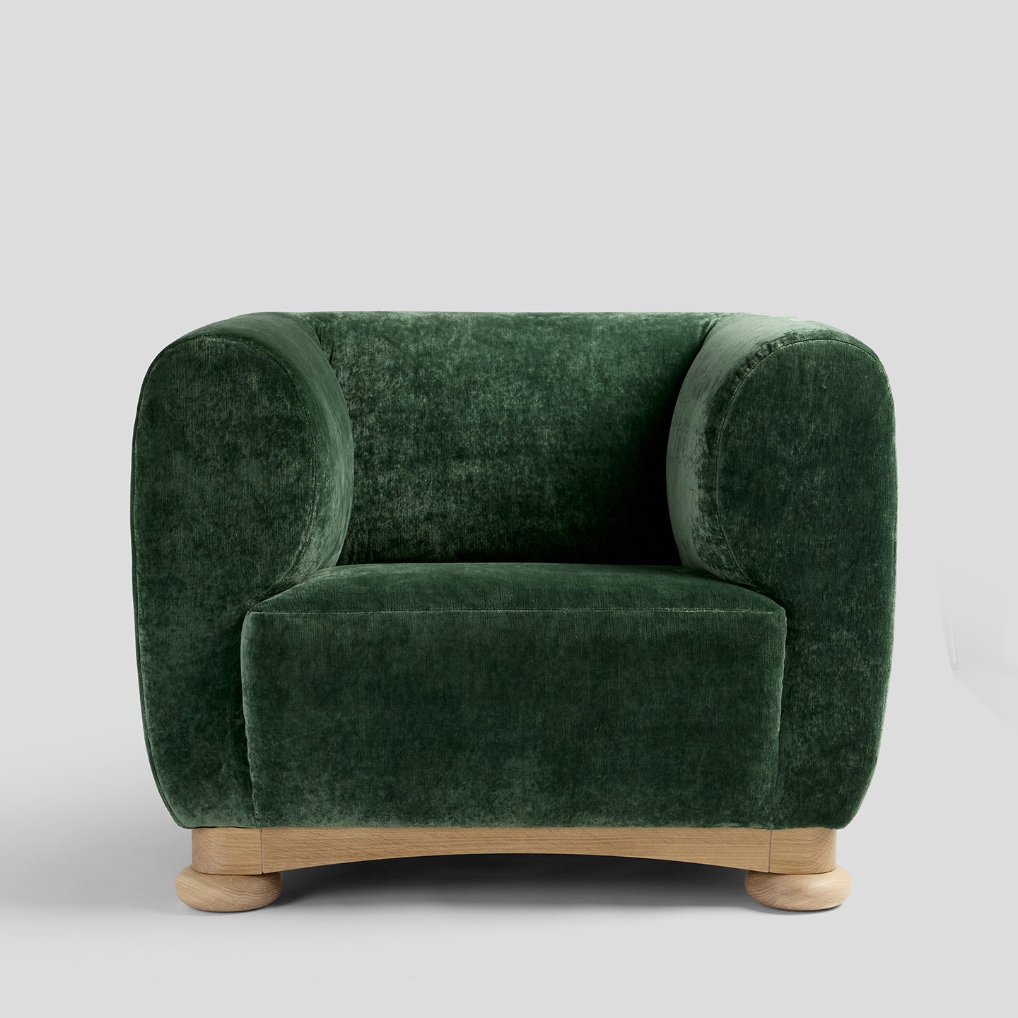 Ivo Armchair