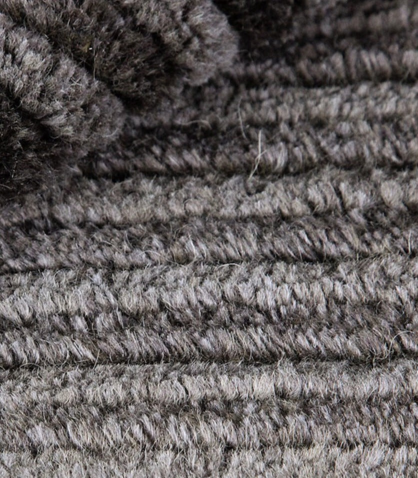 Tulu I in Grey Plum