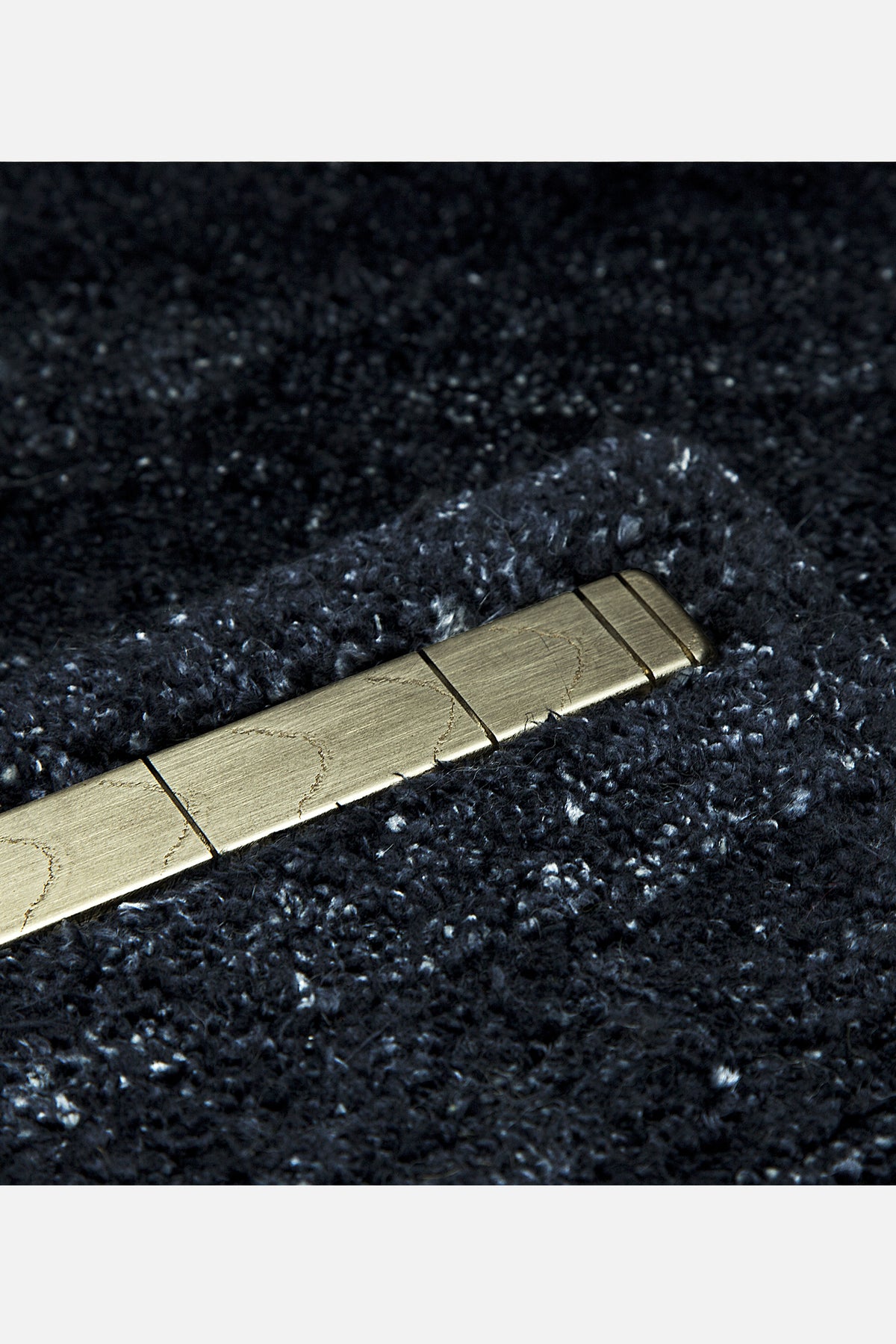 Two Bar in Dark Blue