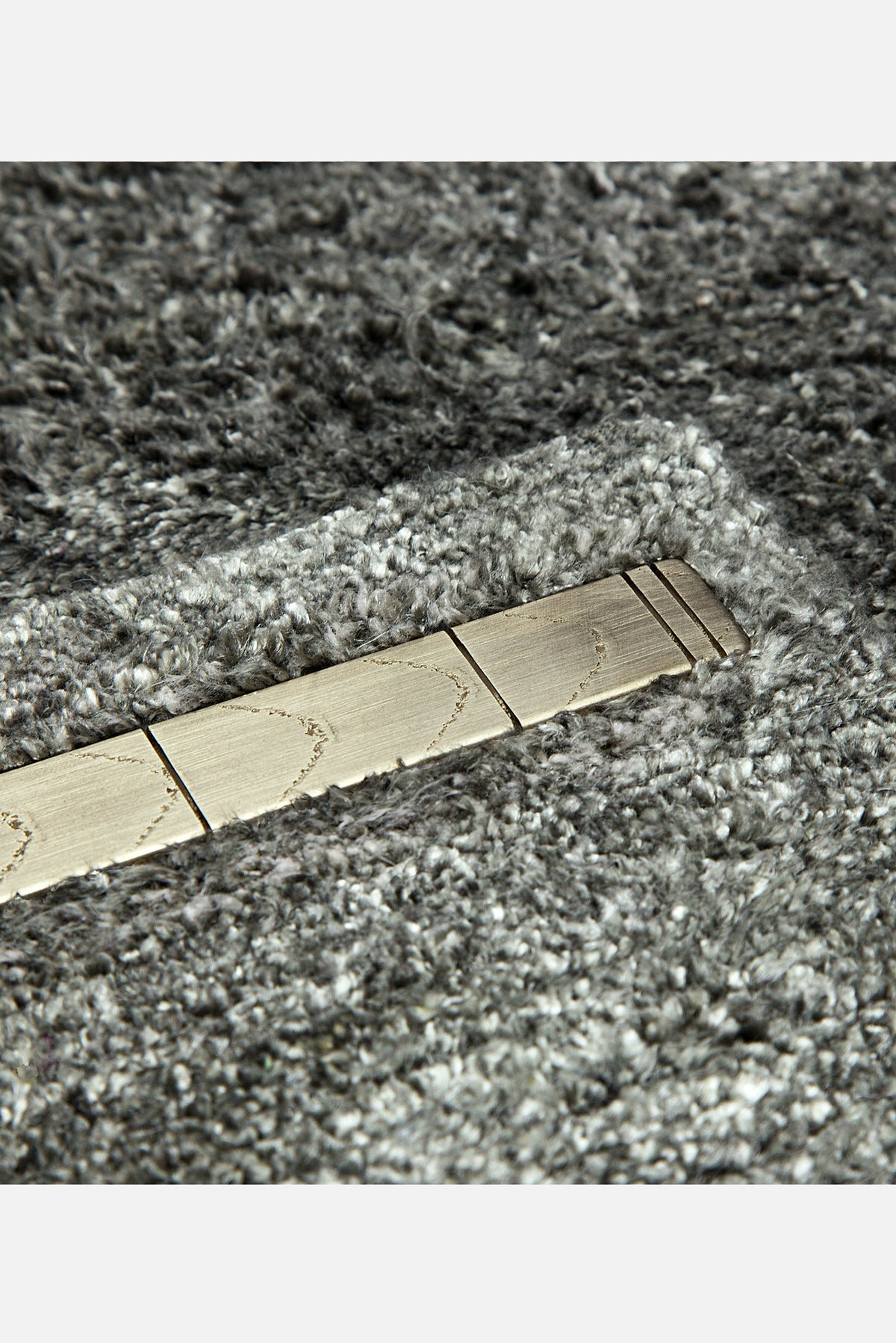 Two Bar in Grey