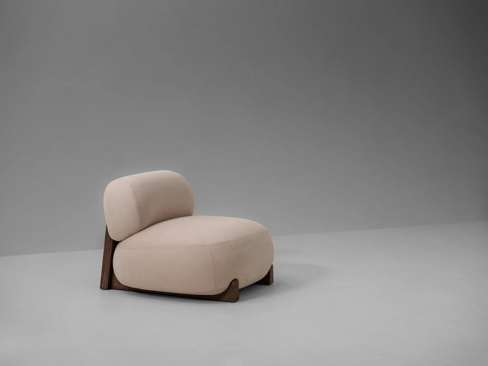 FORT LOUNGE CHAIR