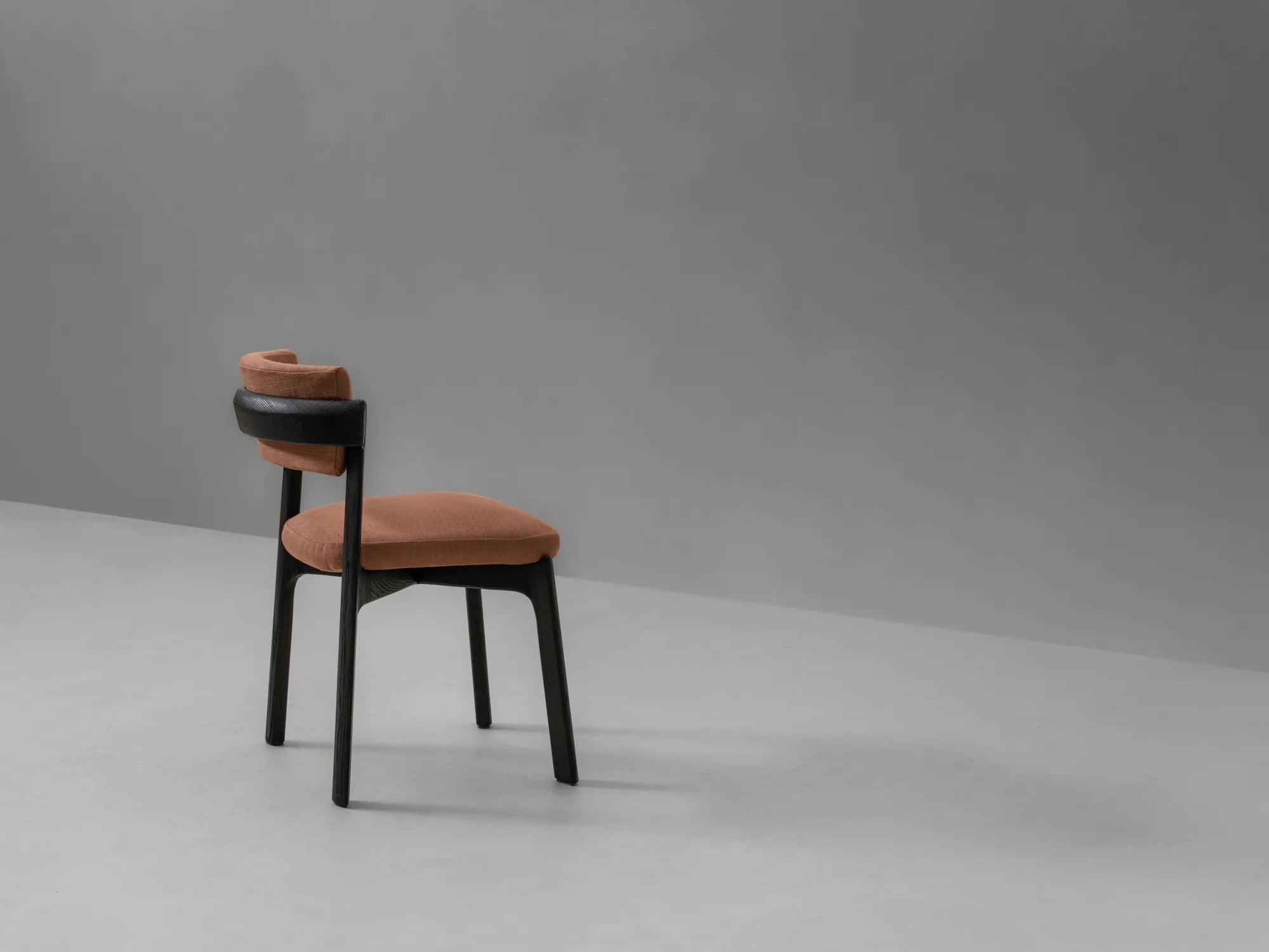 VIU Armless DINING CHAIR