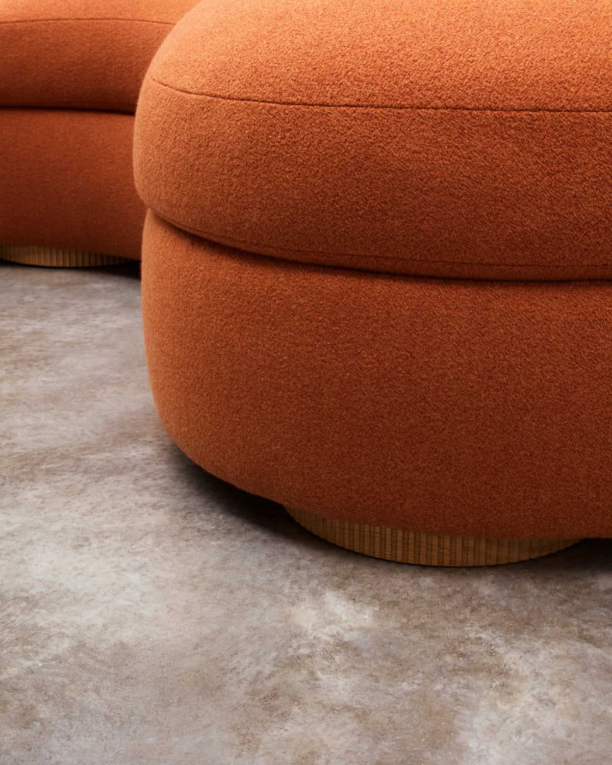 Sennen Sectional