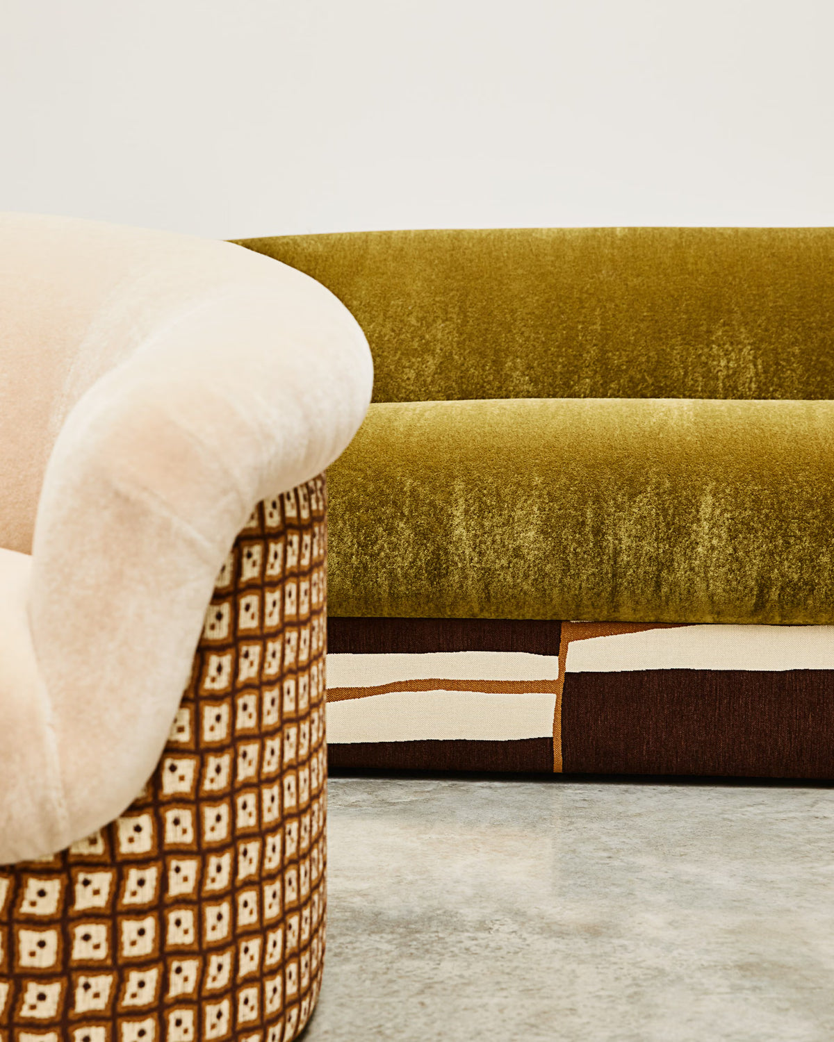 Roll Top Chair