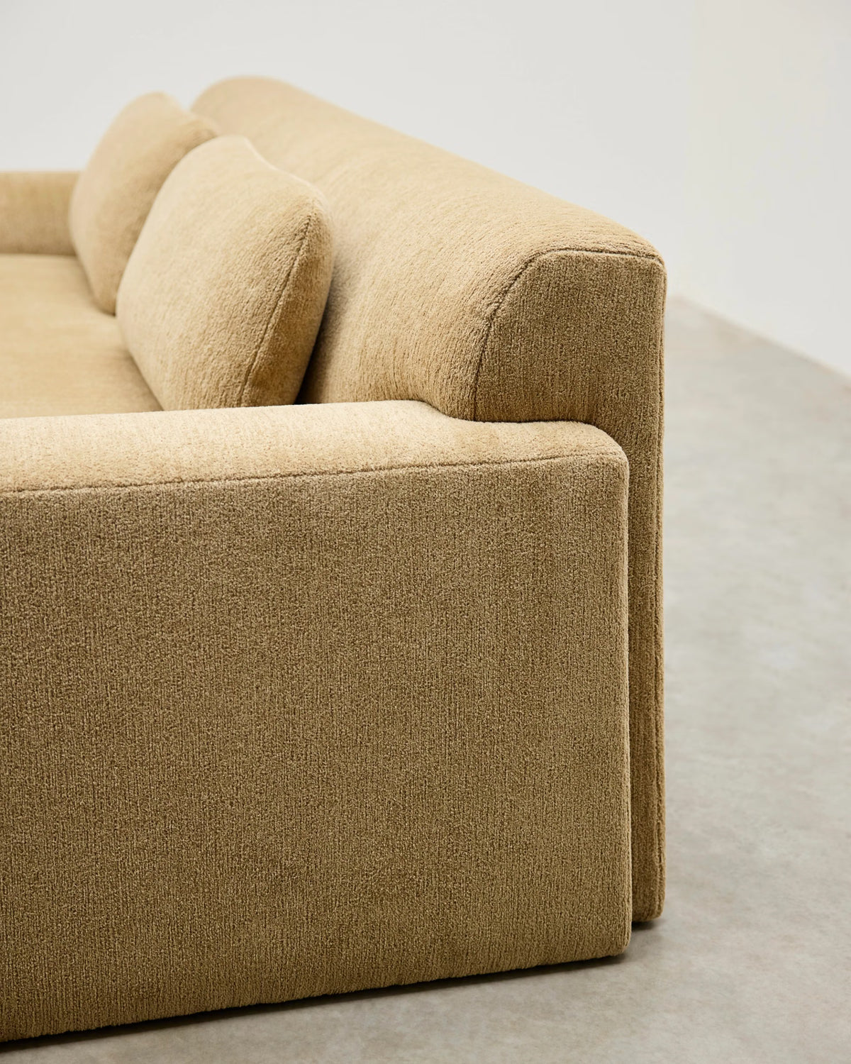Pylon Sofa