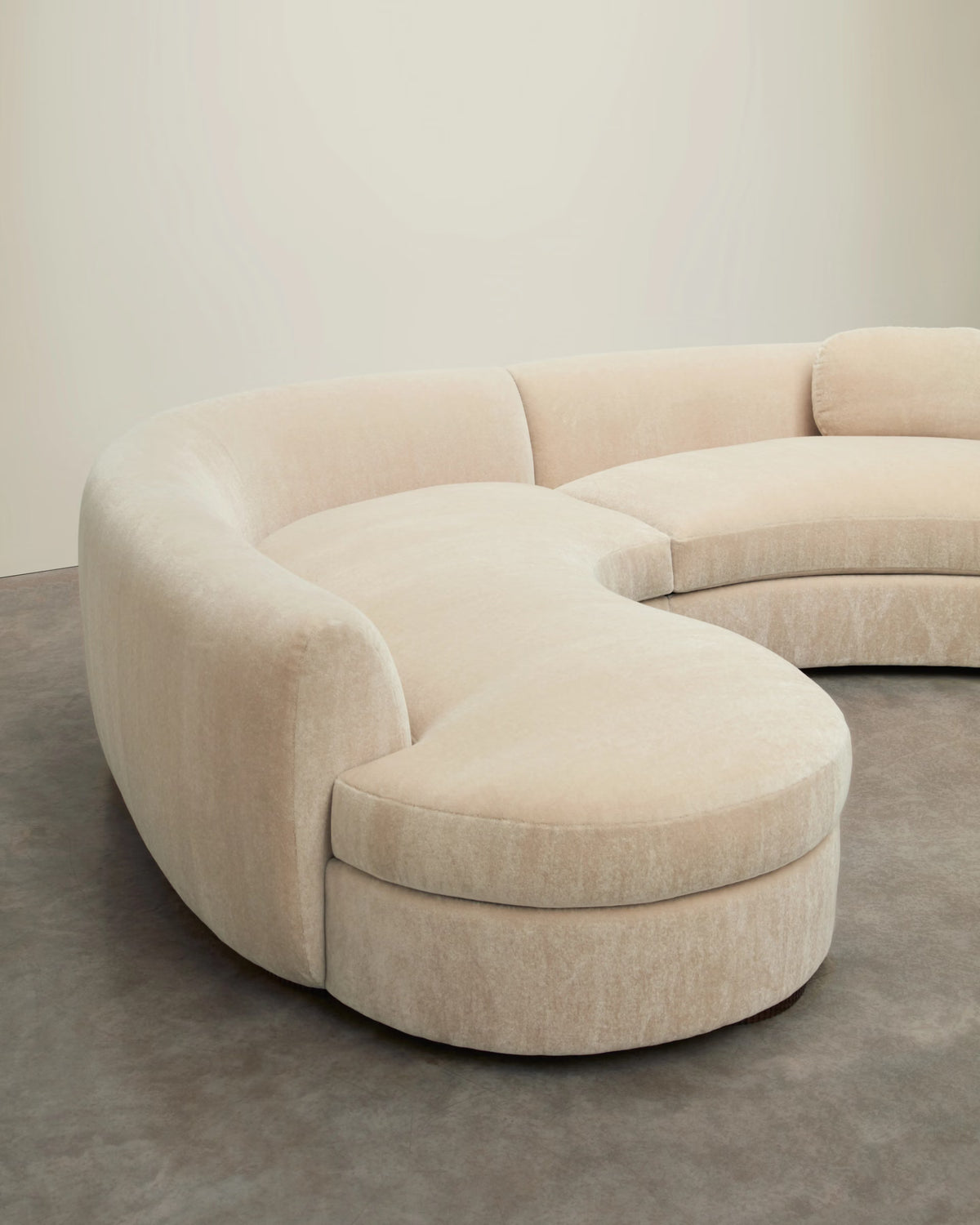 Sennen Sectional
