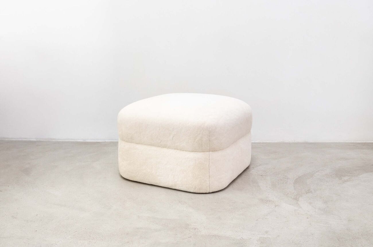 Laine Ottoman