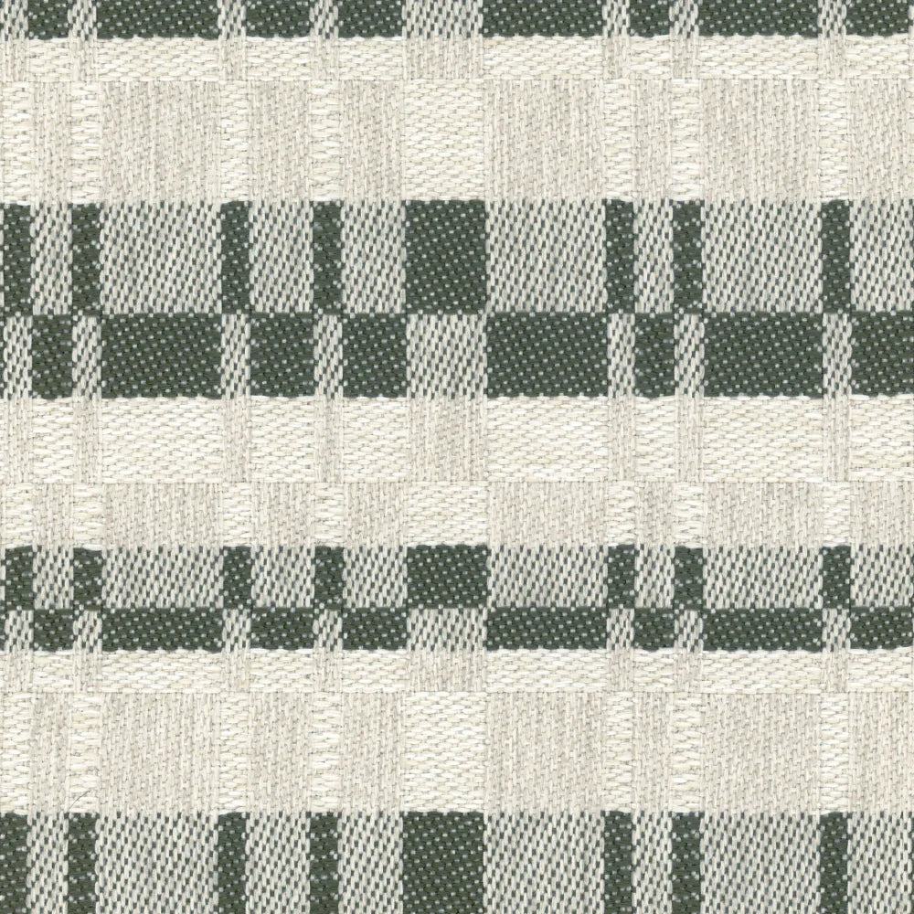 Indoor-Outdoor Commune Shaker Plaid in Forest