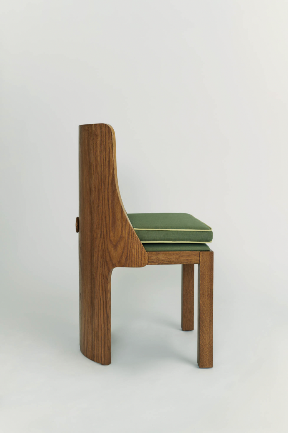 No. 173 END CHAIR