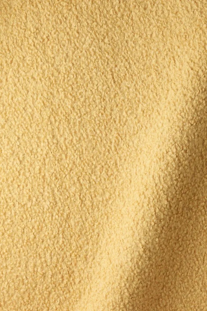 TEXTURED WOOL IN MAIZE